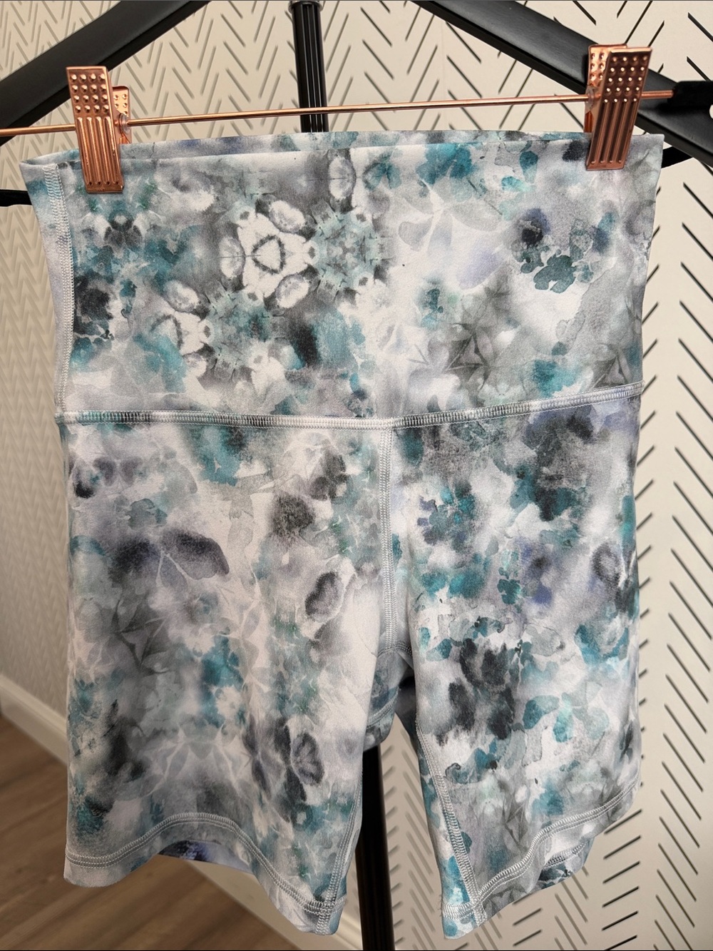 lululemon athletica Women Floral Watercolor Active Shorts - Teal Gray